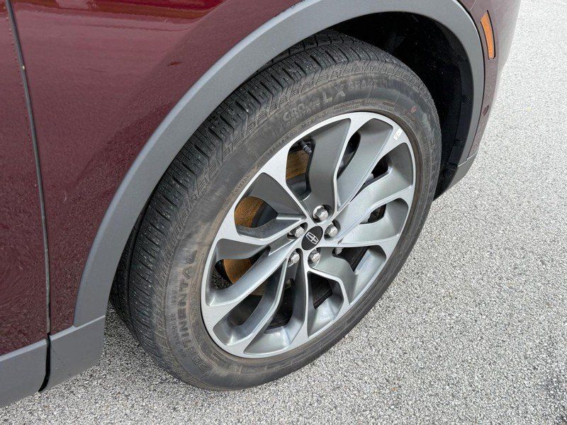 Certified 2023 Lincoln Nautilus Reserve w/ Equipment Group 201A AWD/4WD image 8
