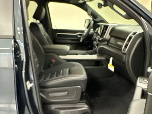 New 2026 RAM 1500 4x4 Crew Cab image 24