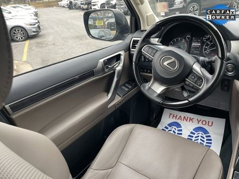 Used 2023 Lexus GX 460 Premium image 35