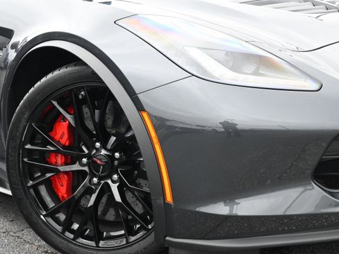 Used 2017 Chevrolet Corvette Z06 image 12
