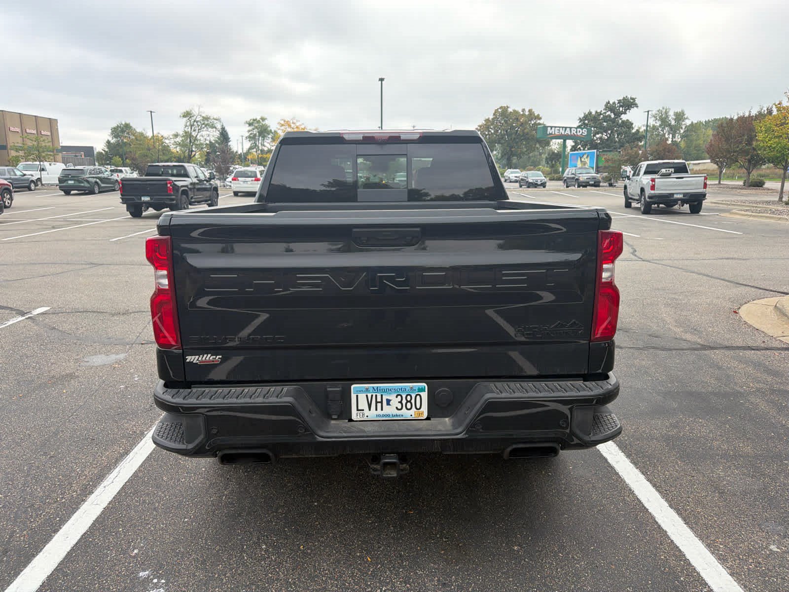 Used 2024 Chevrolet Silverado 1500 High Country w/ Midnight Edition AWD/4WD image 8