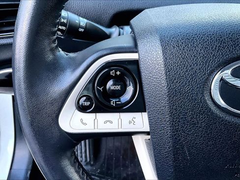Certified 2017 Toyota Prius Prime Advanced image 22