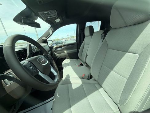 New 2026 GMC Sierra 1500 SLE AWD/4WD image 17