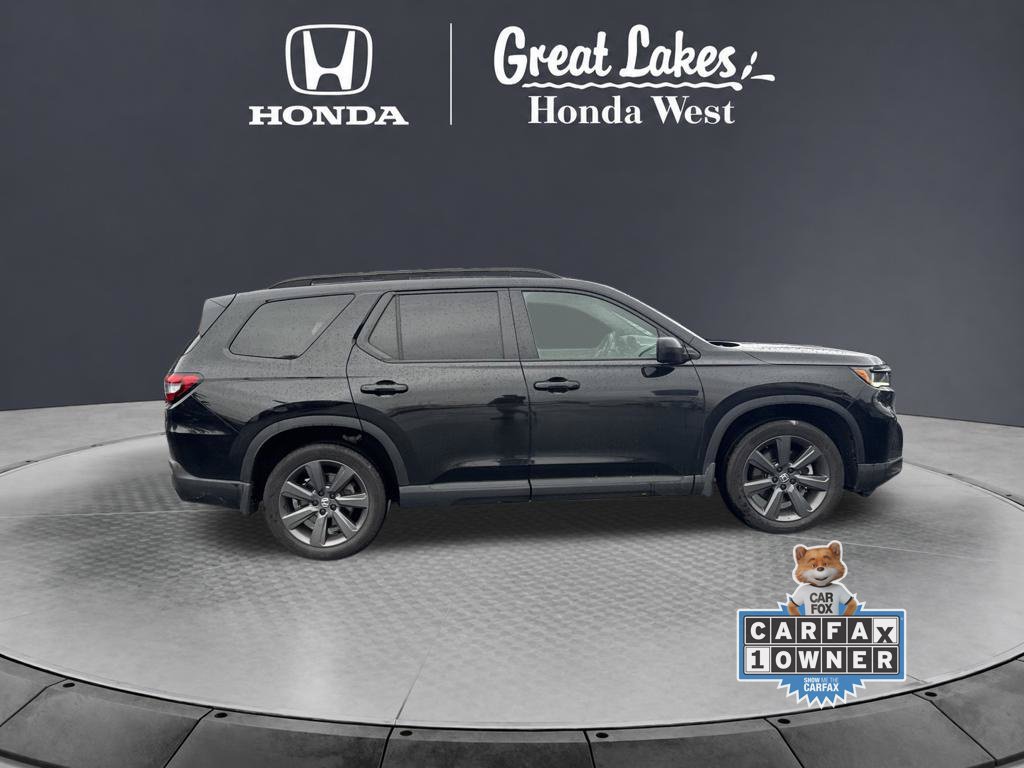 Used 2025 Honda Pilot Sport image 8