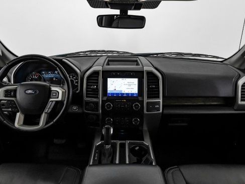 Used 2019 Ford F150 Lariat image 12