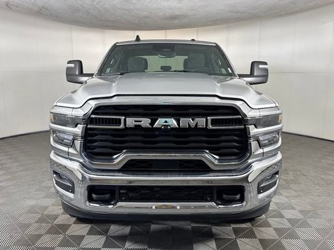 Certified 2026 RAM 2500 Big Horn AWD/4WD image 2