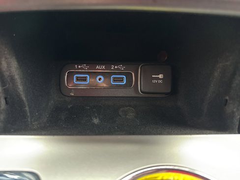 Used 2019 Jeep Grand Cherokee Limited image 17