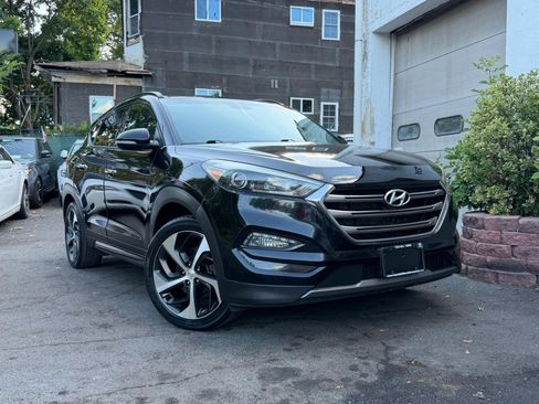 Used 2016 Hyundai Tucson Limited w/ Option Group 03 AWD/4WD image 16
