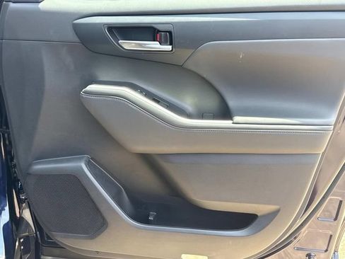 Used 2026 Toyota Highlander XLE AWD/4WD image 20
