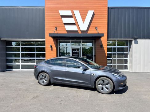 Used 2019 Tesla Model 3 Long Range AWD/4WD image 1