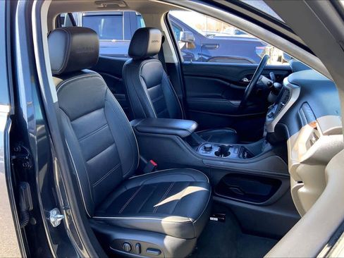 Certified 2022 GMC Acadia Denali w/ Denali Technology Package image 7