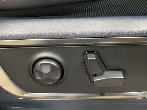 Used 2020 RAM 1500 Limited AWD/4WD image 30