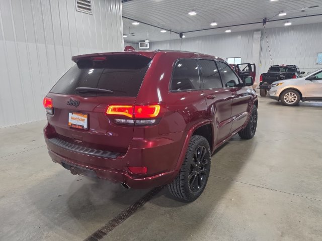 Used 2022 Jeep Grand Cherokee Laredo X AWD/4WD image 8