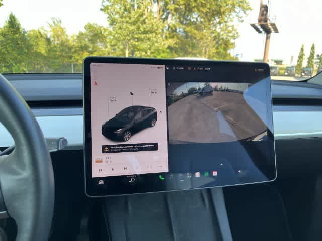 Used 2021 Tesla Model Y Long Range AWD/4WD image 28