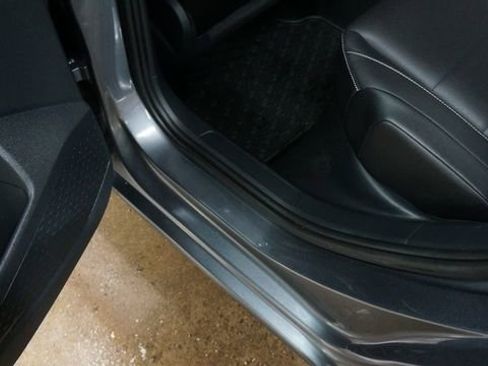 Certified 2023 Volkswagen Jetta SE image 40