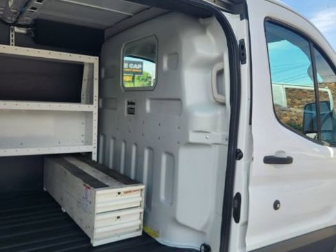 Used 2016 Ford Transit 150 130 Low Roof RWD image 6
