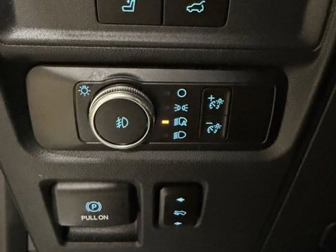 Used 2022 Ford Expedition Max Limited image 20