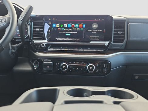 New 2026 GMC Sierra 2500 SLE w/ Preferred Package AWD/4WD image 14