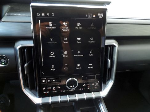Used 2025 GMC Acadia Elevation FWD image 21