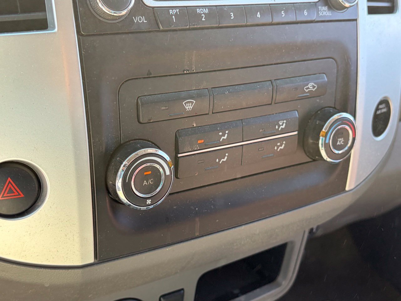 Used 2018 Nissan Frontier SV AWD/4WD image 10