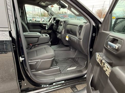 New 2026 Chevrolet Silverado 1500 Custom AWD/4WD image 12