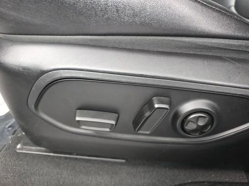 Used 2023 Jeep Grand Cherokee Limited image 24