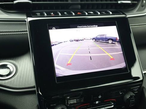 Certified 2024 Jeep Grand Cherokee L Laredo image 18