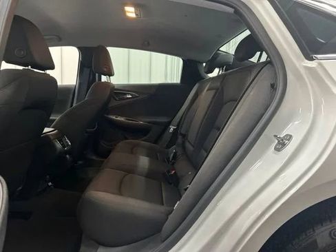 Used 2024 Chevrolet Malibu LT w/ Sport Edition FWD image 12