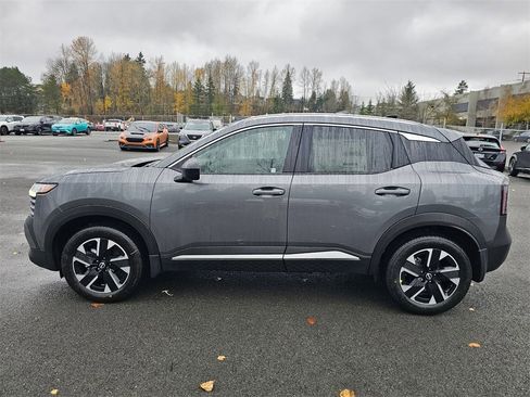 New 2026 Nissan Kicks SV w/ SV Premium Package image 8