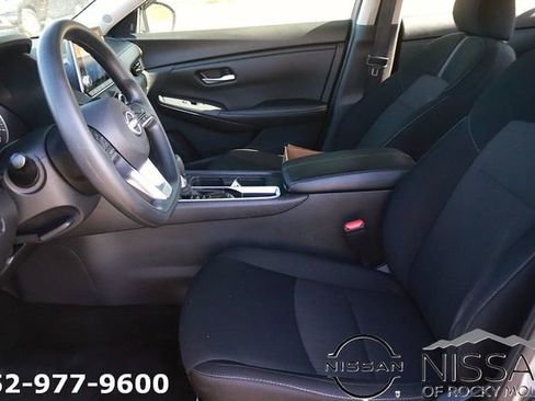 Used 2024 Nissan Sentra SV image 14