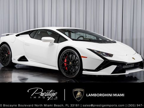 Used 2024 Lamborghini Huracan Tecnica image 1