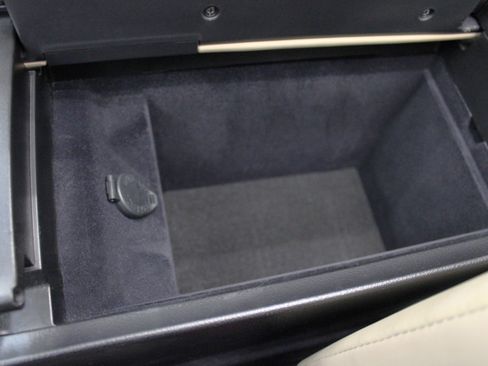 Used 2019 Lexus ES 300h Luxury image 65