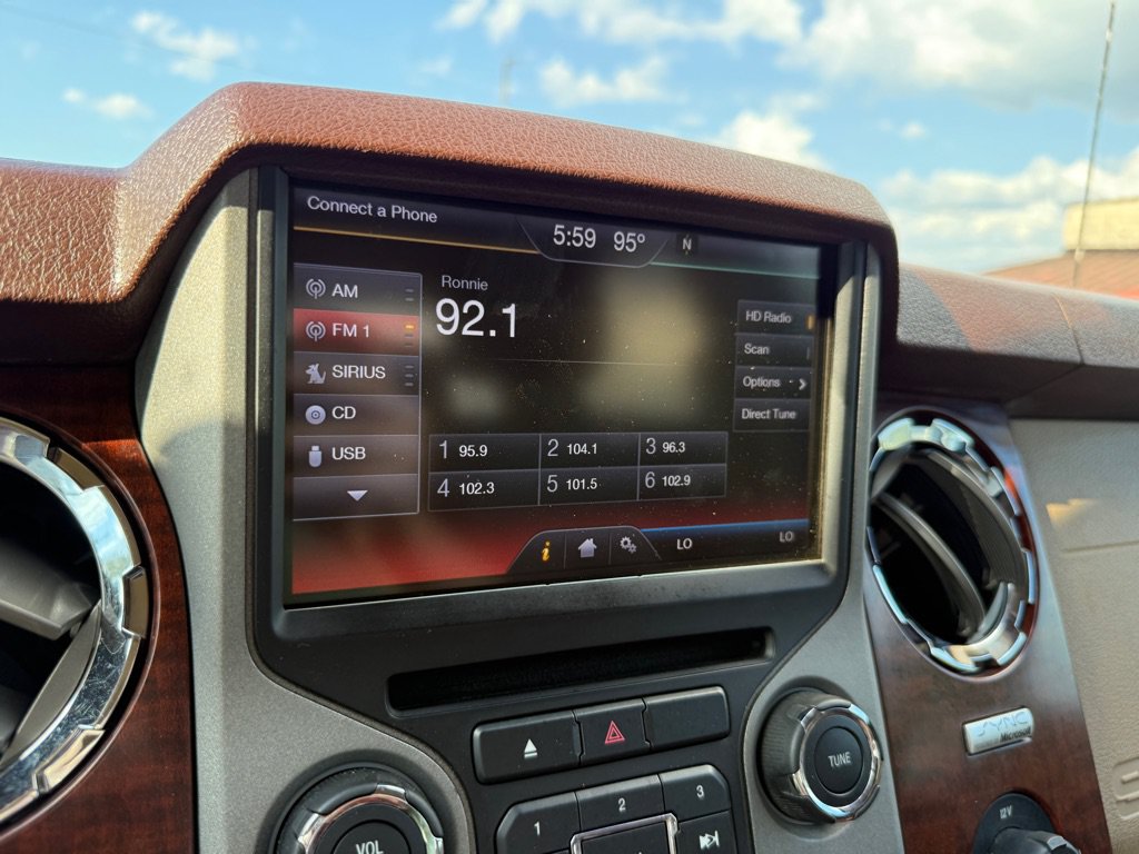 Used 2013 Ford F250 King Ranch w/ King Ranch w/Chrome Pkg AWD/4WD image 26