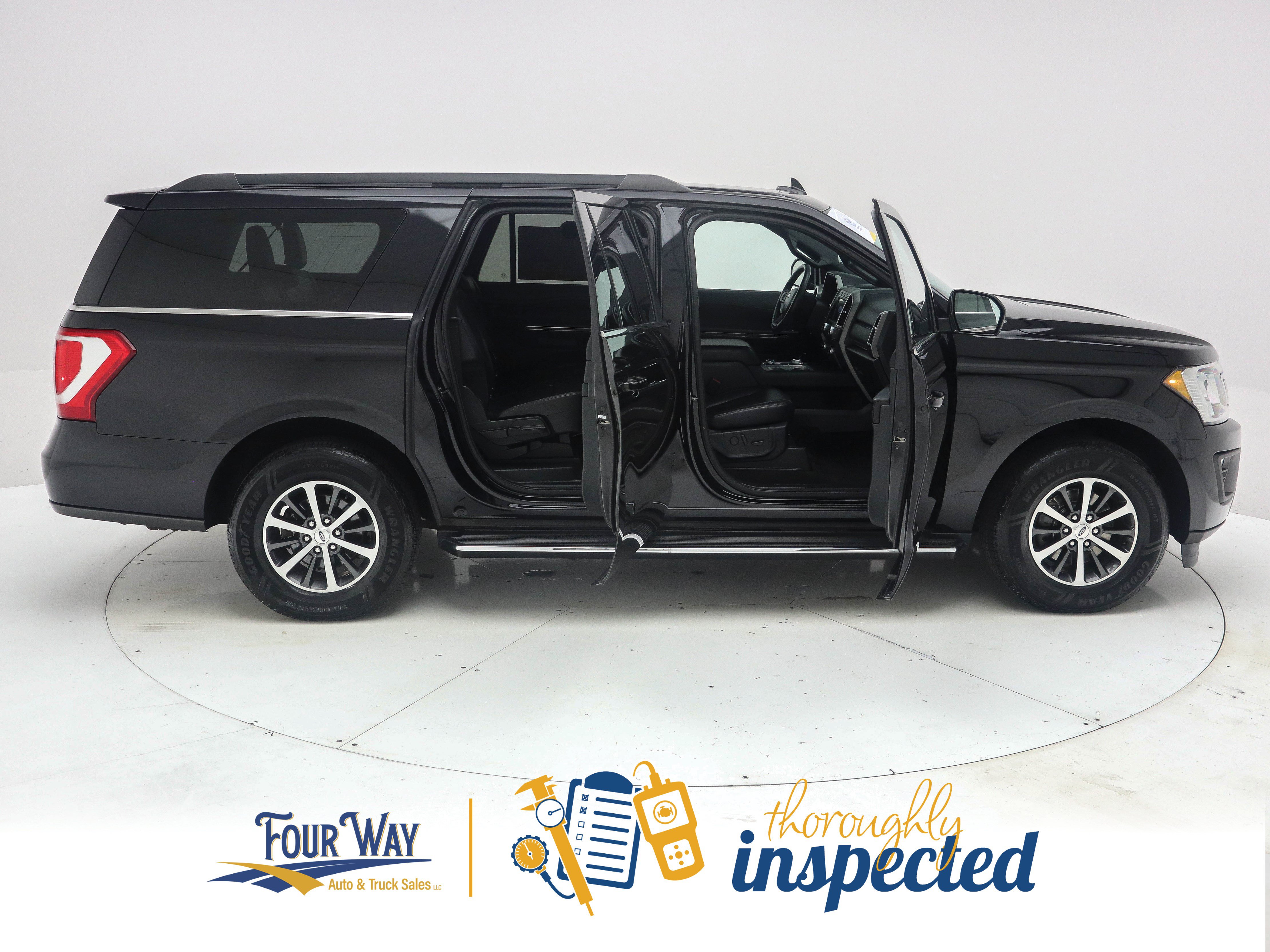 Used 2020 Ford Expedition Max XLT w/ Equipment Group 202A AWD/4WD image 3