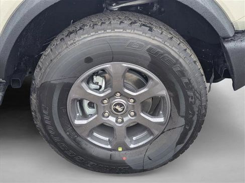 New 2025 Ford Bronco Big Bend image 9