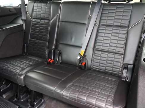 Used 2023 Cadillac Escalade Sport Platinum w/ LPO, Floor Liner Package AWD/4WD image 28