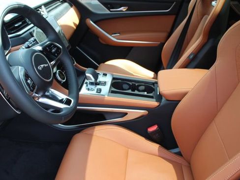 New 2026 Jaguar F-PACE R-Dynamic S image 19