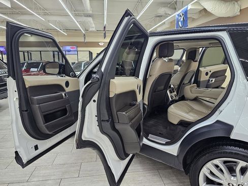 Used 2019 Land Rover Range Rover Sport HSE image 15