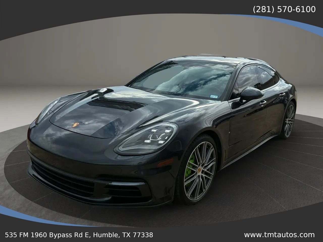 Used 2018 Porsche Panamera 4 AWD/4WD image 3
