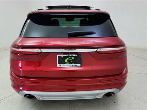 Used 2022 Lincoln Corsair Standard w/ Premium Package image 5