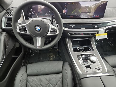 New 2026 BMW X7 xDrive40i w/ M Sport Package image 29