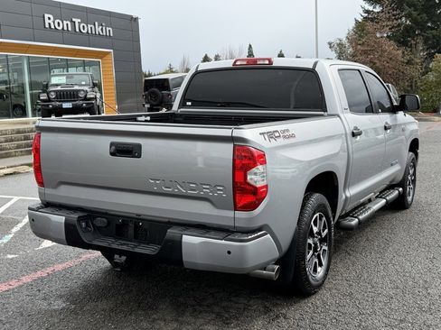 Used 2018 Toyota Tundra SR5 w/ TRD Off Road Package image 8