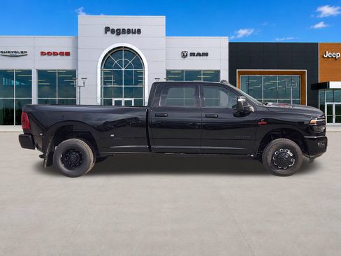 New 2026 RAM 3500 Laramie AWD/4WD image 7