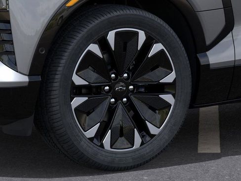 New 2026 Chevrolet Blazer EV RS image 9