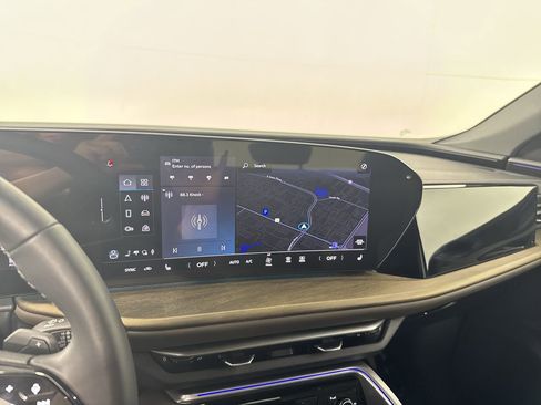 Used 2025 Audi Q5 Premium Plus w/ Premium Plus image 11