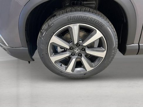 New 2025 Honda Pilot Touring image 15