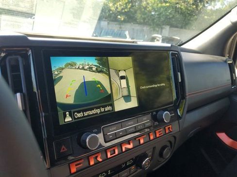 New 2026 Nissan Frontier PRO-4X w/ Pro-4x Convenience Package image 10