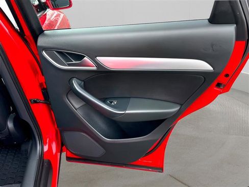 Used 2017 Audi Q3 2.0T Premium Plus w/ Premium Plus Package image 25