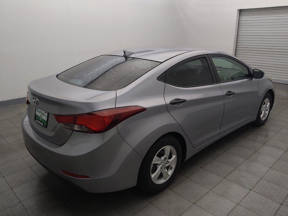 Used 2015 Hyundai Elantra SE FWD image 9