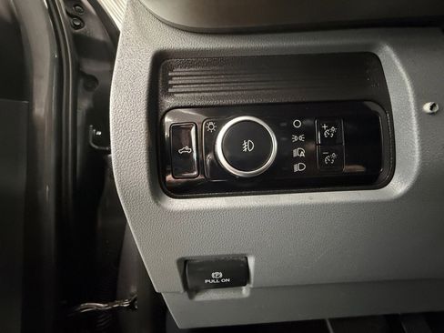 Used 2023 Ford F250 XLT w/ FX4 Off-Road Package image 22